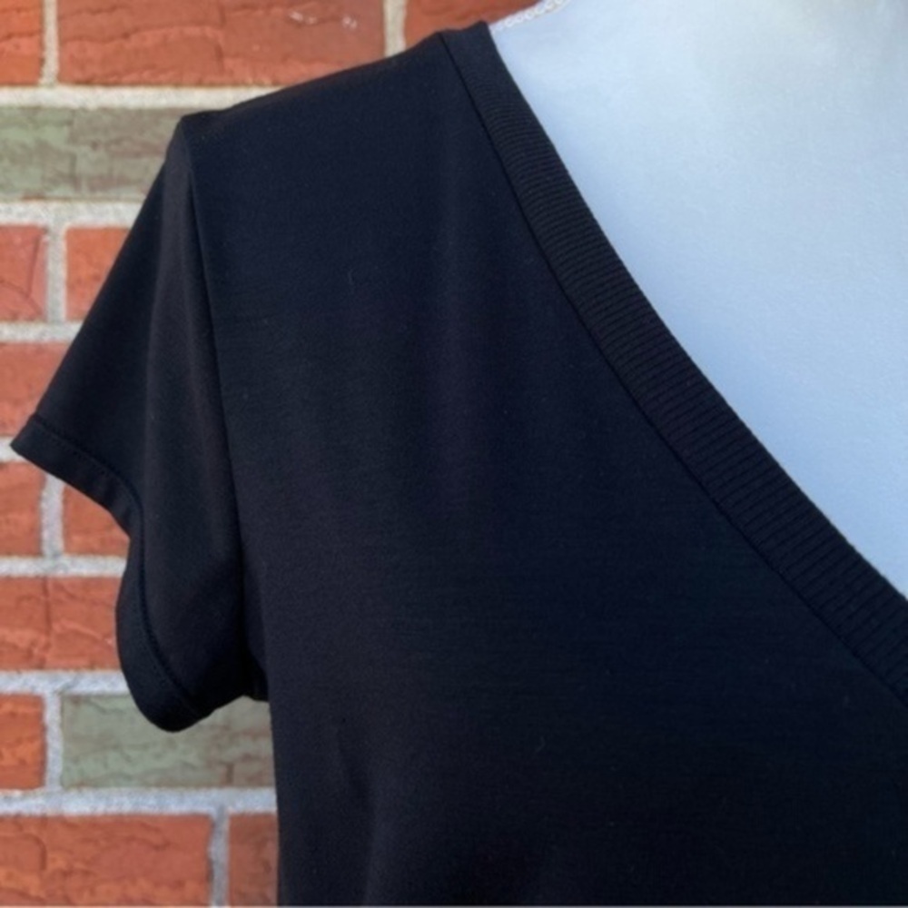 Athleta V-neck Ruched Black Short Sleeve Midi Dress 👗 - Picture 2 of 9